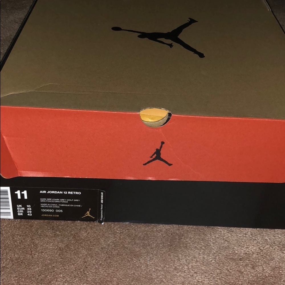 Jordan Retro 12 dark wolf grey size 11